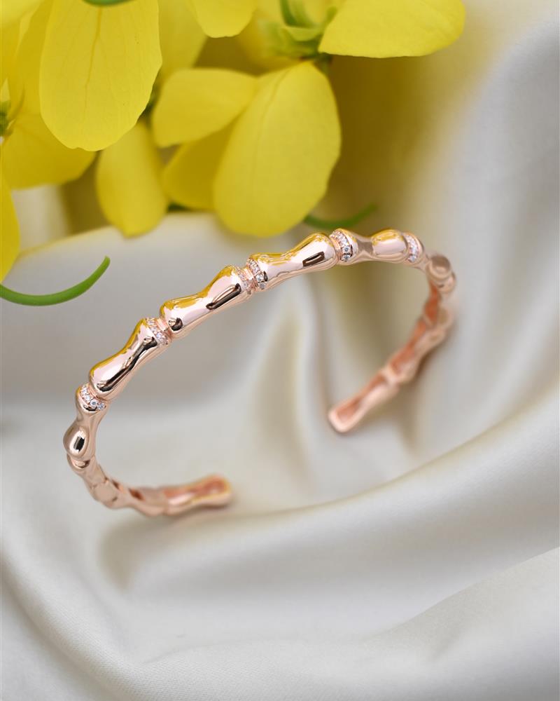 V R Jewellers