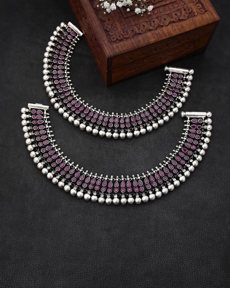 V R Jewellers